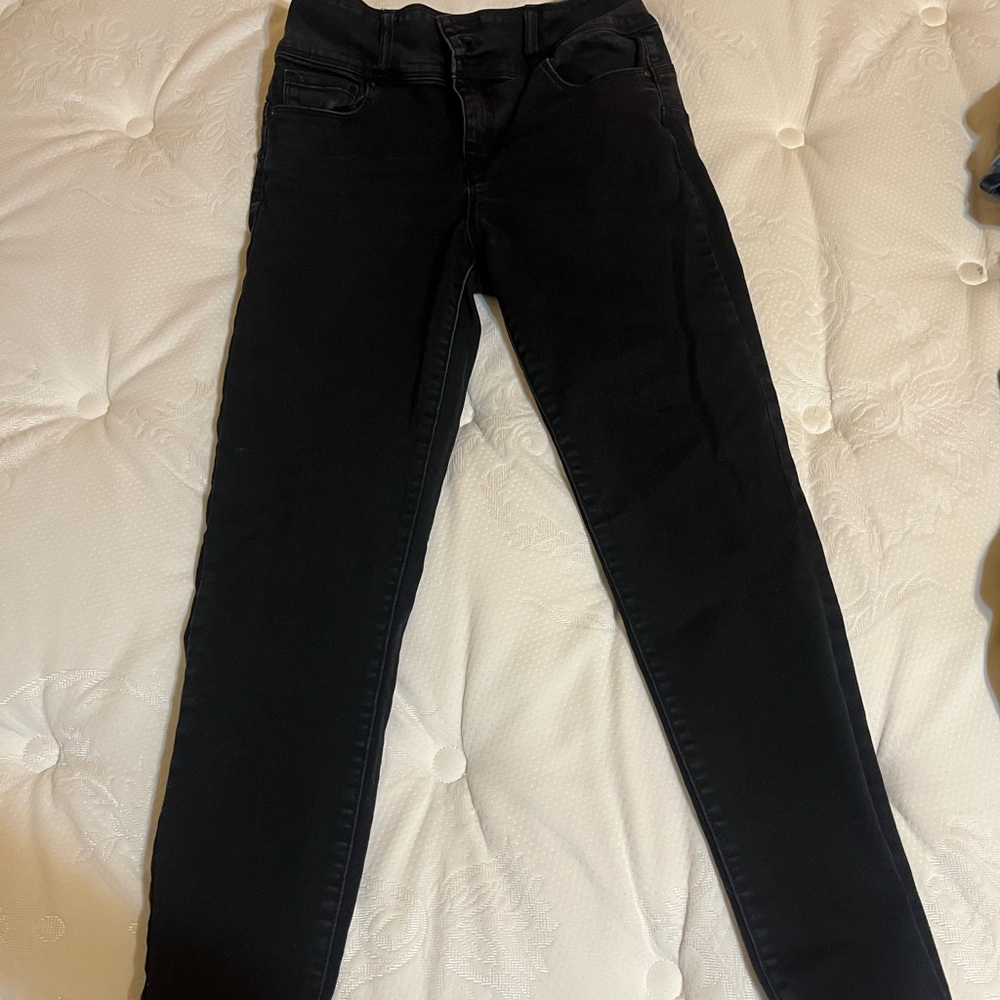 Classic Black Skinny Jeans